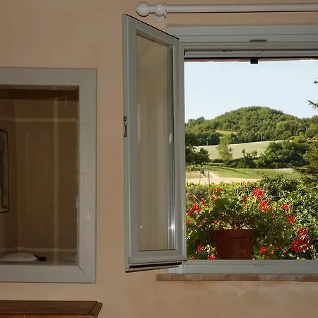 Casale Margherita Pensión Pergola